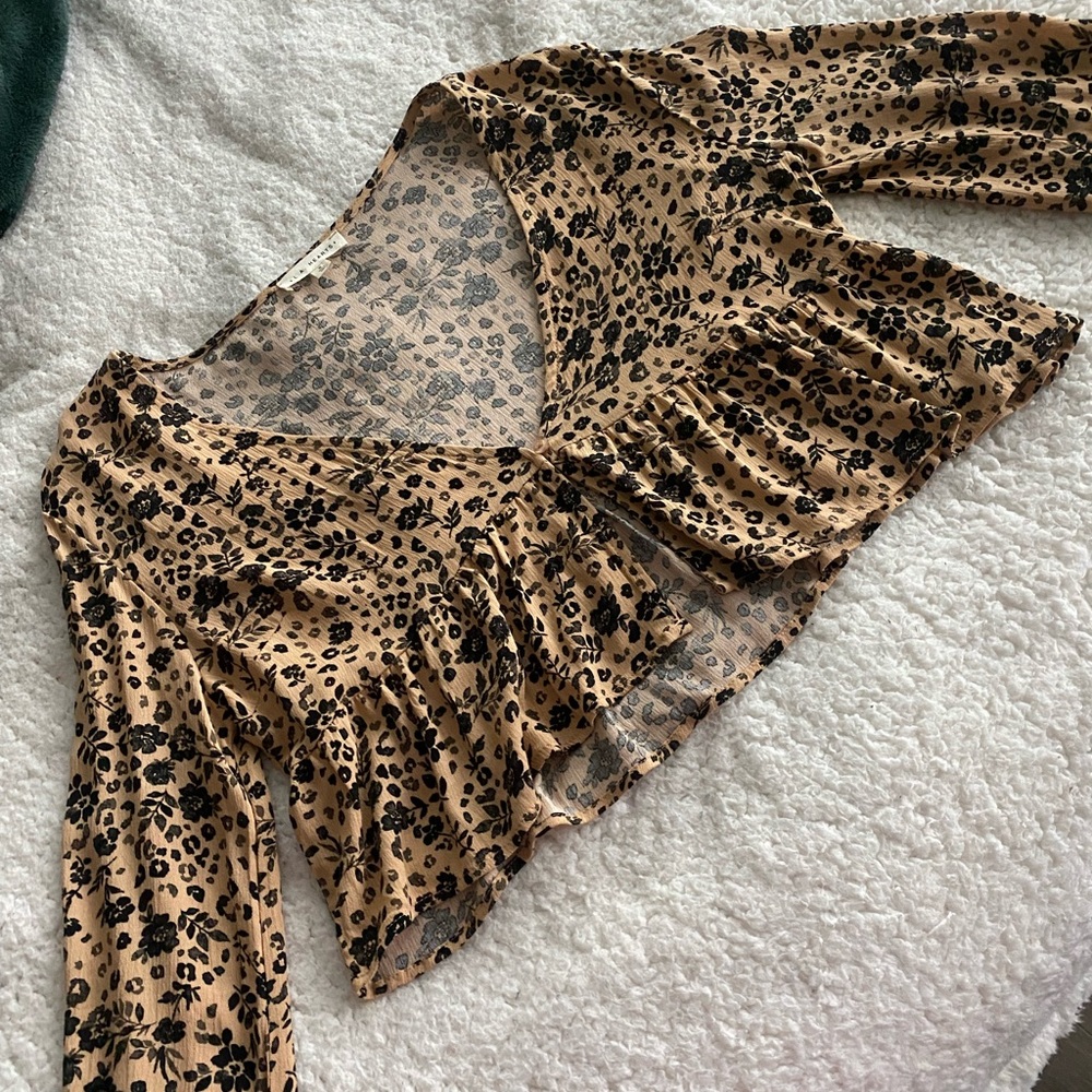 floral blouse